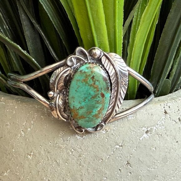 Vintage Navajo Turquoise Sterling Cuff Bracelet Signed H Wood Adjustable - Picture 1 of 9